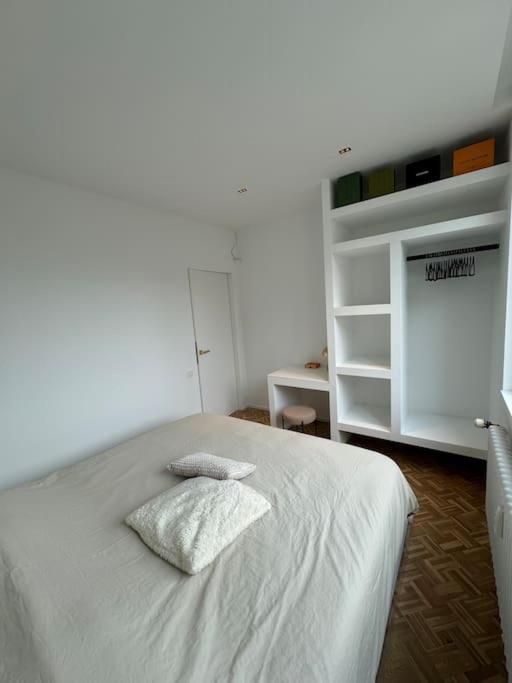 Appartement Neuf En Plein Centre Ναμούρ Εξωτερικό φωτογραφία